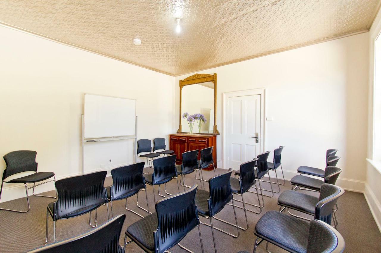 Hotel Deloraine Hotel Deloraine