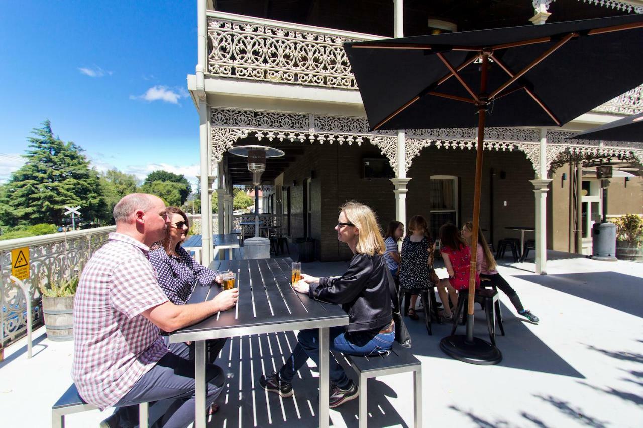 Deloraine Hotel 2*